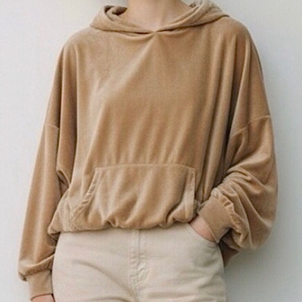 AE - Velour Pullover Sweatshirt